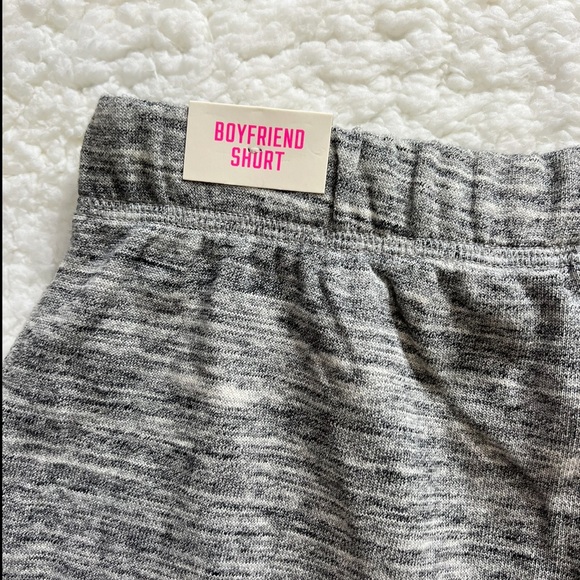 VS PINK Bling Flower Boyfriend Shorts XS - Picture 10 of 10